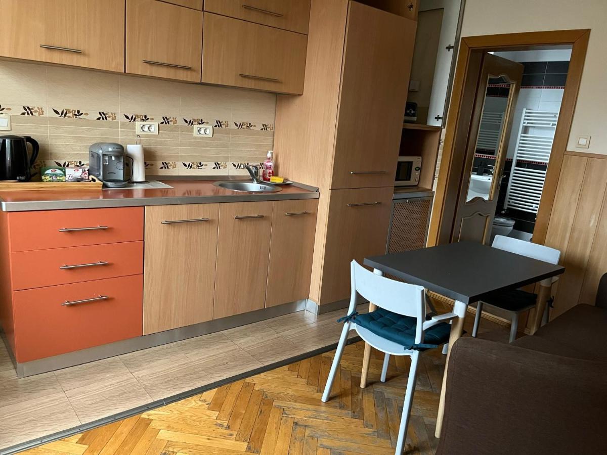 Schei Apartment 2 Braşov Exteriör bild